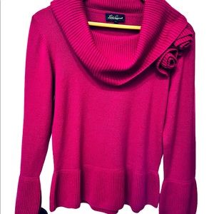 Women top/ sweater